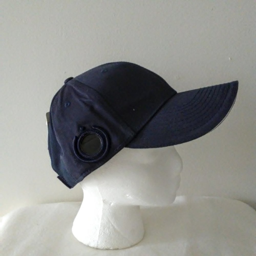 Divvy Cool Men's Golf Cap